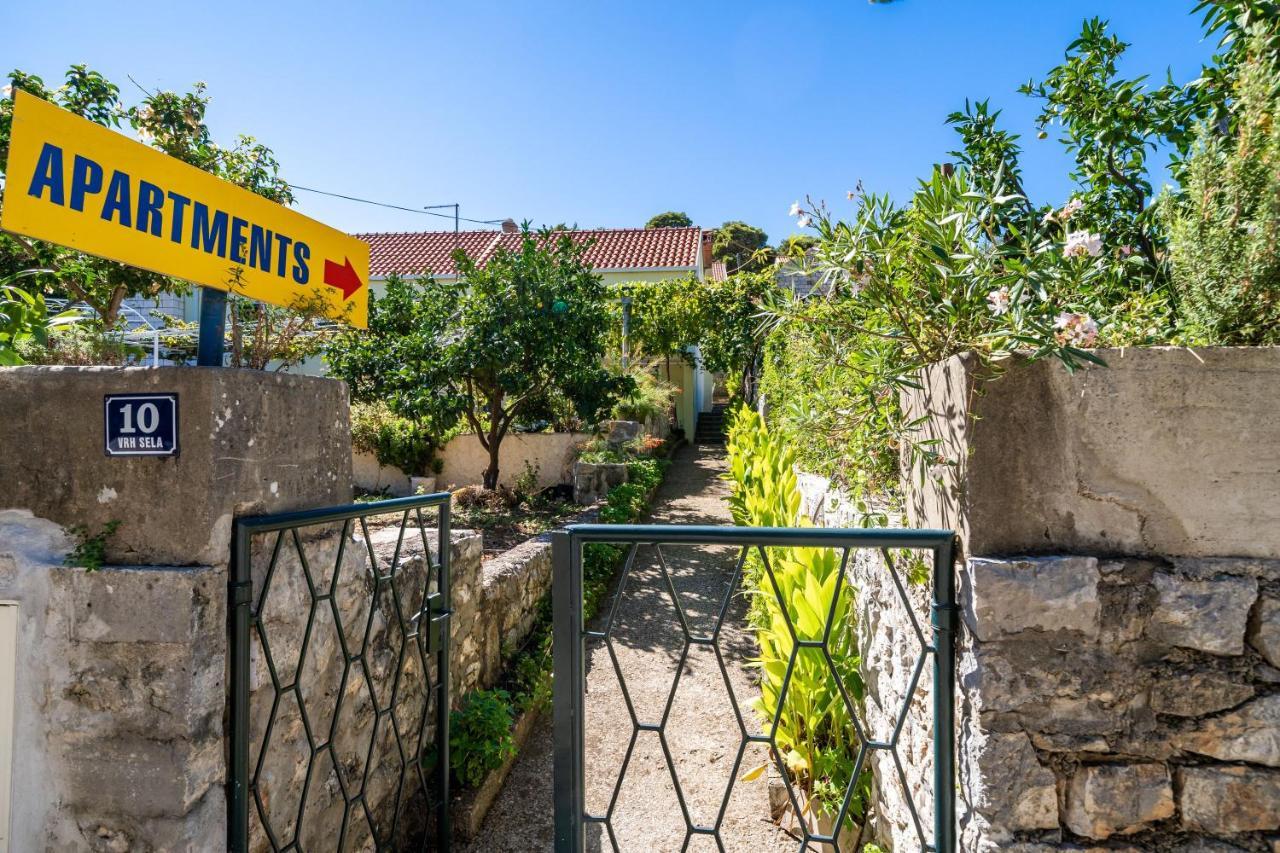 Apartments Lidija Zaton  Exterior photo